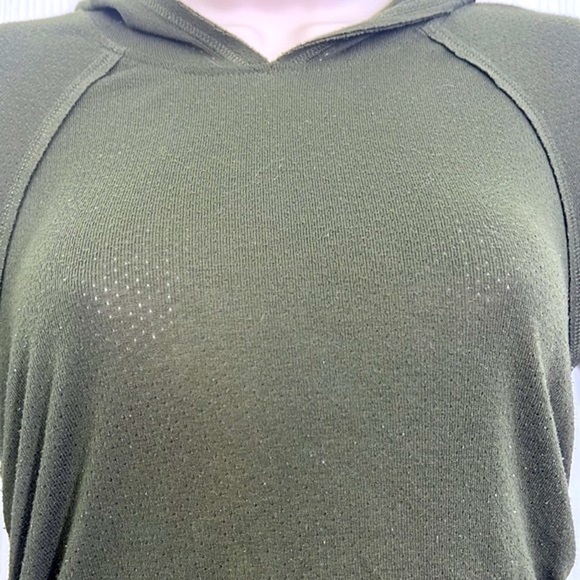 Free People - FP Movement Apollo Urban Army Green Perforated Hoodie Size Small - Picture 8 of 13